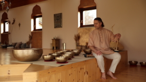 hangterápia hangfürdő meditáció Pandora Palota